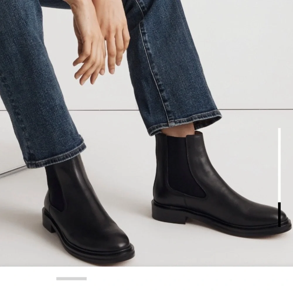 Madewell Benning Chelsea Boot. Size 8. Great condition. - Picture 2 of 10